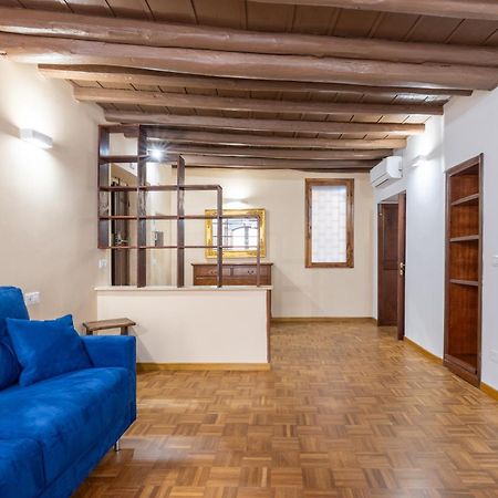 Woodstyle Apartment - Navona Рим Экстерьер фото